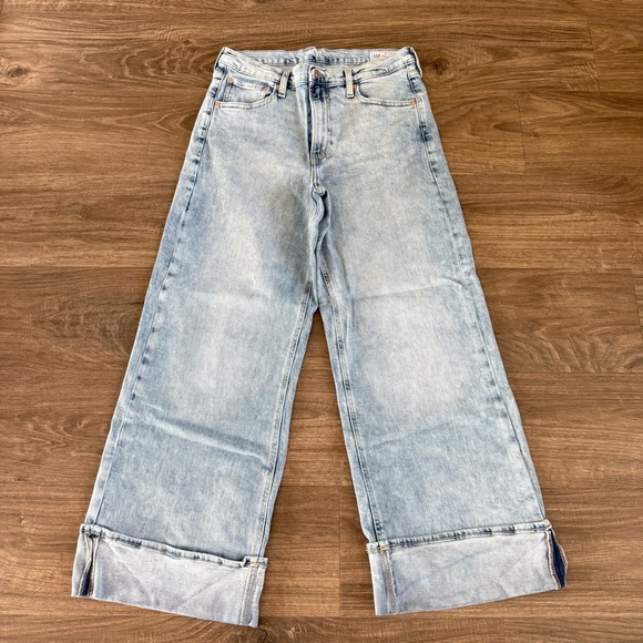 GAP High Rise Stride Cuffed Wide-Leg Jeans - 32 Regular - Picture 4 of 14